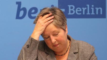 Katrin Lompscher stellt sich den Fragen zum Mietendeckel.