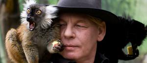 Ben Becker beim PR-Termin im Affenhaus des Tierparks Friedrichsfelde.