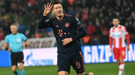 Vier hält besser: Robert Lewandowski ist gegen Roter Stern Belgrad eiskalt.