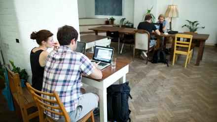 Blick ins Agora Collective. Seit 2011 arbeiten hier Programmierer, Künstler und Kreative unter einem Dach. 