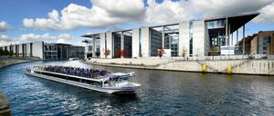Ein Ort den mancher Minister häufiger besuchen sollte? Die Bibliothek des Deutschen Bundestages im Marie-Elisabeth-Lüders-Haus