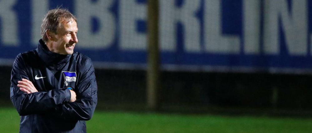Motivator. Auf Jürgen Klinsmann und die Hertha warten in der kommenden Zeit schwere Aufgaben.