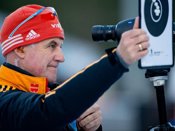 Späher: Der frühere Bundestrainer Fritz Fischer hält jetzt für den DSV Ausschau nach Talenten.