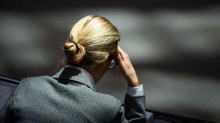 Facepalm: Die AfD-Spendenaffäre könnte juristische Konsequenzen nach sich ziehen. 