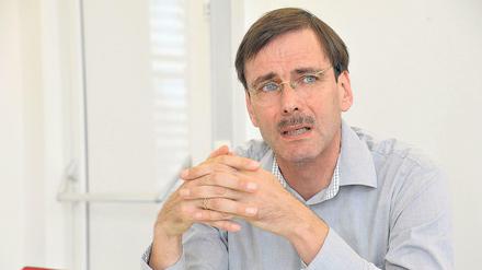 "Möbius und die Kunst des Betrügens", heißt das Buch. Daniel Zimmer legt Wert darauf, dass er mit diesem Möbius nichts gemein hat. 