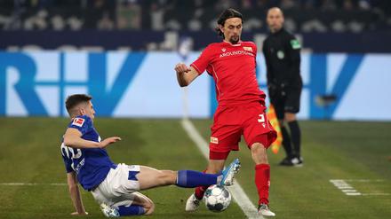 Einen folgenschweren Fehler leistete sich Neven Subotic gegen Schalke.