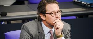 Andreas Scheuer (CSU), Bundesminister für Verkehr und digitale Infrastruktur, im Bundestag.