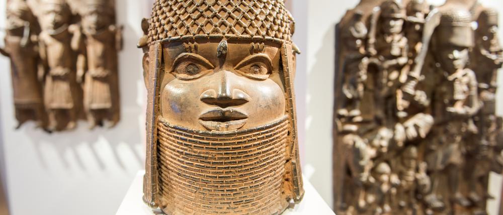 Benin-Bronze im Hamburger Museum für Kunst und Gewerbe.