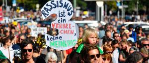 Teilnehmer der „Unteilbar“-Demonstration in Berlin am 13. Oktober 2013