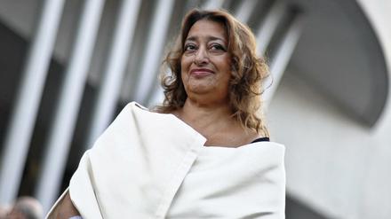 Ikone der Architektur. Die 2010 verstorbene irakisch-britische Künstlerin Zaha Hadid vor dem von ihr erbauten „Museum des 21. Jahrhunderts“ in Rom.