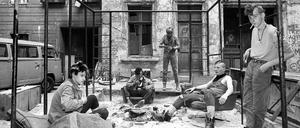 Tummelplatz für Punks und Bohème. Besetzte Häuser in Ost-Berlin. Hier in der Kastanienallee 86, kurz nach der Wende.