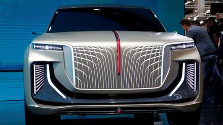 Ein Hongqi SUV bei der IAA in Frankfurt 