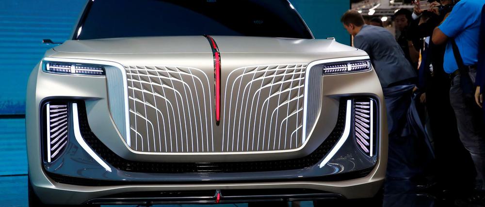 Ein Hongqi SUV bei der IAA in Frankfurt 