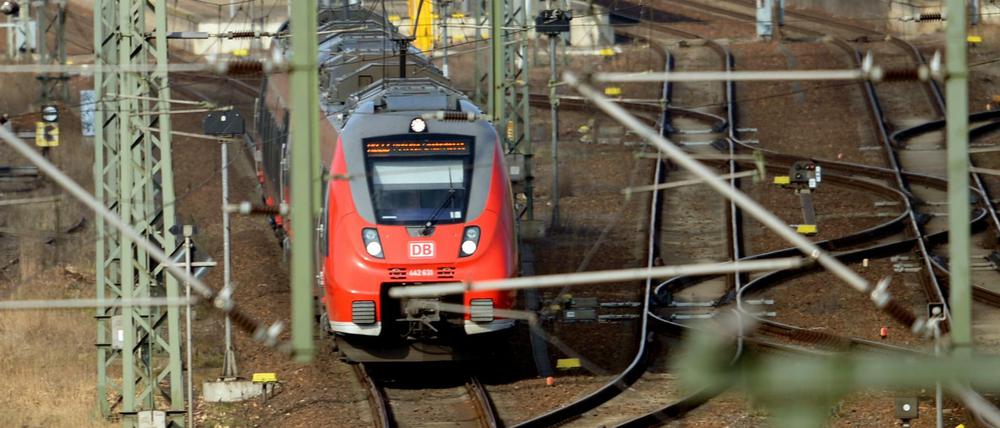 Ein Regionalexpress der Deutschen Bahn.