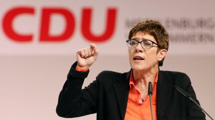 Annegret Kramp-Karrenbauer, CDU-Bundesvorsitzende, erklärt den SPD-Forderungen eine Absage.