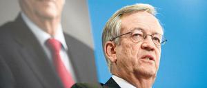 Ex-Siemens-Chef Heinrich von Pierer ist in Griechenland zu einer Haftstraße verurteilt worden.