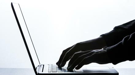 Der 32-jährige Angeklagte gestand, dass der „Impuls“ für den Betrug von ihm ausgegangen sei.