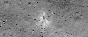 Foto vom Mond: Die Trümmer des indischen Landesmoduls „Vikram“ 