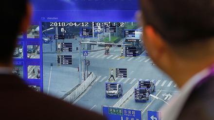 Kameras, die die Bürger identifizieren können, sind in China allgegenwärtig.