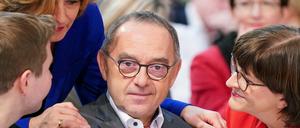 Mit 89,2 Prozent der Deligiertenstimmen gewählt: Norbert Walter-Borjans . 