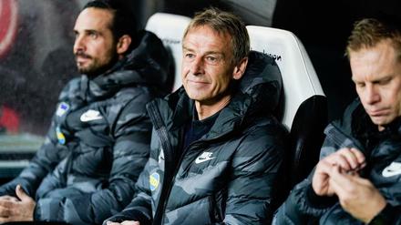 Gute Laune. Hertha-Trainer Jürgen Klinsmann versprühte am Freitag Zuversicht.