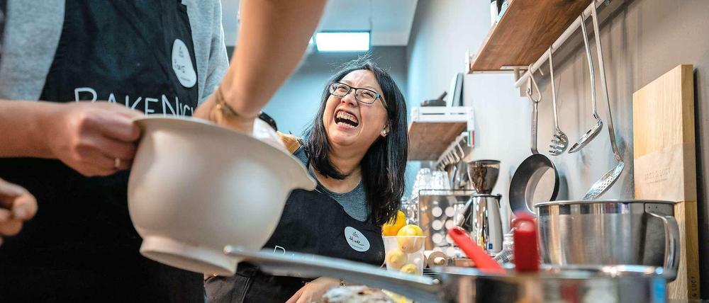 Jede Menge Spaß: In zwei Berliner Locations bietet "BakeNight" Pop-up-Backworkshops zur Weihnachtszeit.