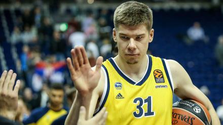 Hand drauf: Für Rokas Giedraitis und Alba Berlin geht es in Bayreuth weiter.