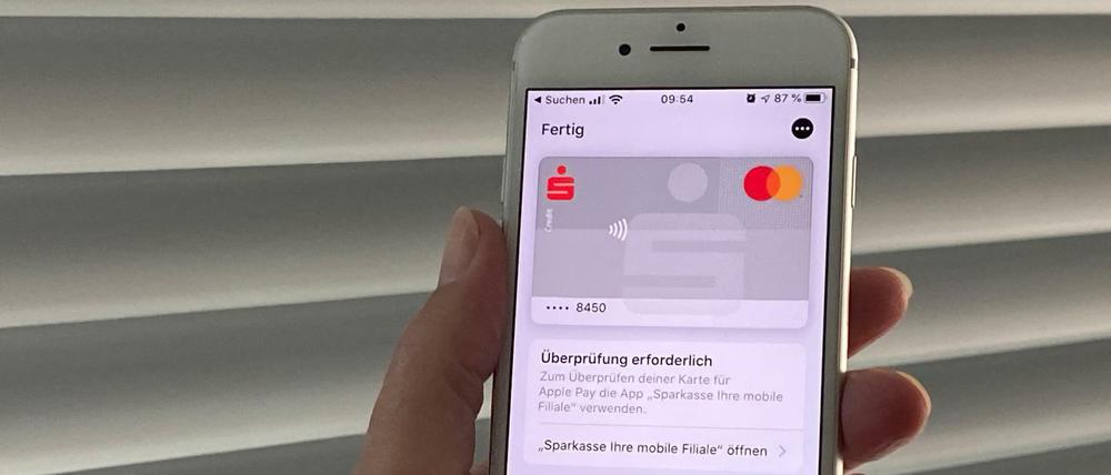 Auch Sparkassen-Kunden können nun Apple Pay nutzen.