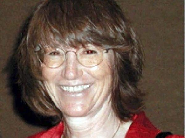 Ein Porträtbild von Renate Valtin.