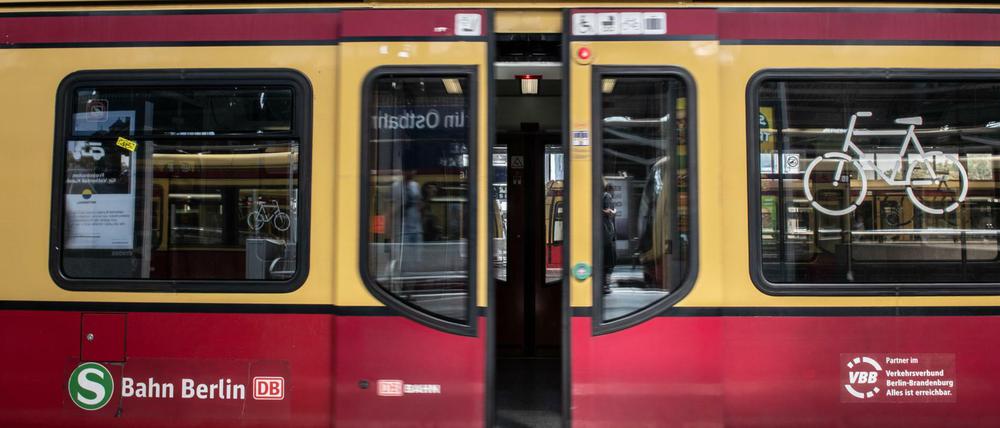 Pendler von und aus Norden müssen sich auf Einschränkungen einstellen.