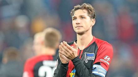Nationalspieler Niklas Stark im Hertha-Trikot.