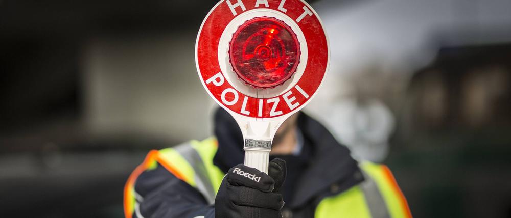 Mehr Verkehrskontrollen: Die Polizei will gegen Raser und Falschparker vorgehen.