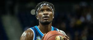 Am Ball: Landry Nnoko und Alba Berlin waren bei Khimki Moskau gefordert.