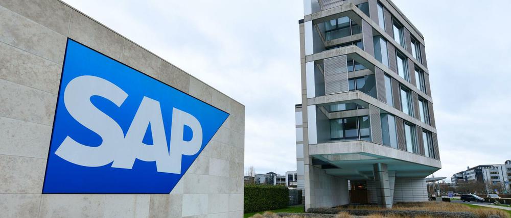 Der Softwarekonzern SAP verkürzt die Arbeitszeit für frischgebackene Väter, bei voller Gehaltszahlung.