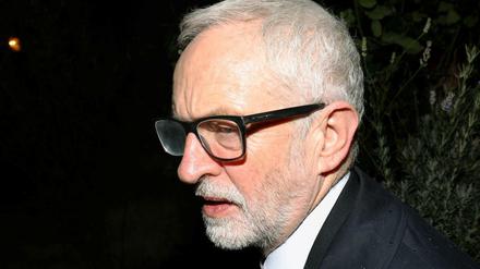 Jeremy Corbyn am frühen Morgen nach der Wahlpleite