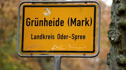 In der neuen Tesla-Fabrik in Grünheide sollen künftig 4000 Angestellte in drei Schichten arbeiten.