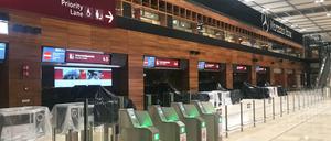 Der BER-Untersuchungsausschuss besichtigte am Freitag die Baustelle des ergänzenden Terminals 2.