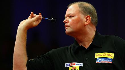 Raymond van Barneveld ist bei der WM nicht mehr dabei. 