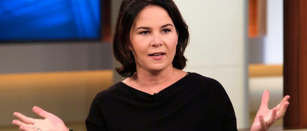 Nicht nur am 17. November war Grünen-Chefin Annalena Baerbock bei "Anne Will" zu Gast, damals zum Thema "Zwischen Konjunkturflaute und Klimaschutz - wie sicher ist Deutschlands Wohlstand?".