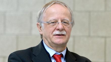 Als seinen "verheerendsten Fehler" bezeichnete der frühere "Spiegel"-Reporter Hans Leyendecker seine "Spiegel"-Titelgeschichte "Der Todesschuß" über den Tod des RAF-Terroristen Wolfgang Grams 1993. 