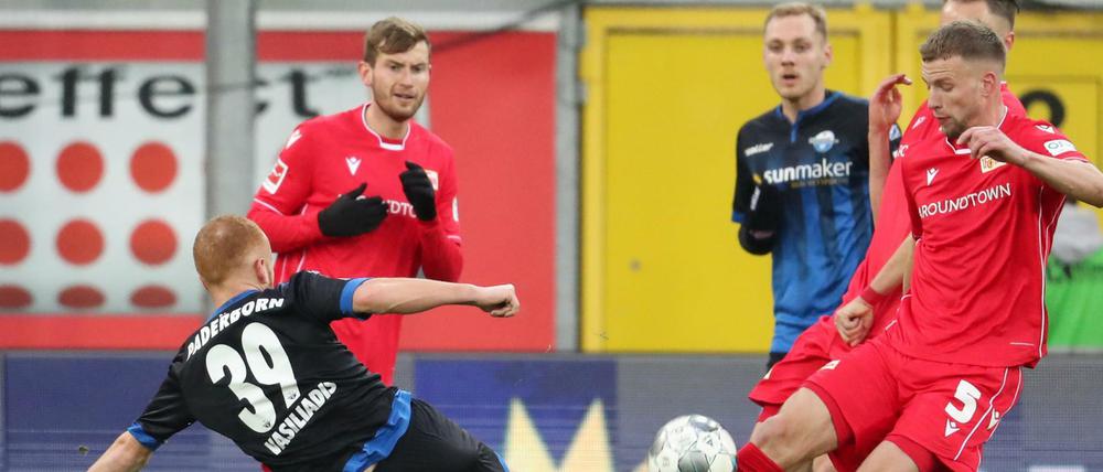 Voller Einsatz. Marvin Friedrich (rechts) gehört zu den Union-Profis mit den meisten Einsatzminuten.