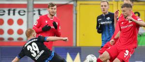 Voller Einsatz. Marvin Friedrich (rechts) gehört zu den Union-Profis mit den meisten Einsatzminuten.