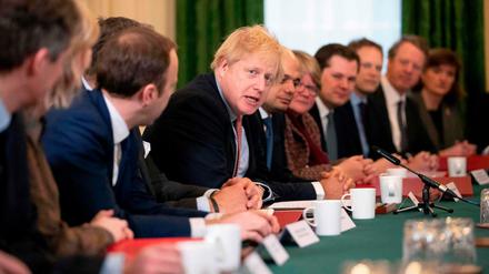 Premierminister Johnson kam am Dienstag zur Sitzung mit seinem Kabinett zusammen.