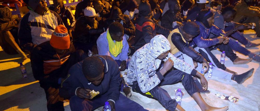 Schutzlos. Tausende Migranten werden gegen ihren Willen unter katastrophalen Bedingungen in Gefängnissen festgehalten.