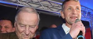 Alexander Gauland (links), Fraktionsvorsitzender der AfD im Bundestag, wird nicht zu "Hart aber fair" eingeladen, der AfD-Fraktionsvorsitzende im Thüringer Landtag, Björn Höcke, nicht in die ZDF-Talkshows.