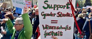 Eine Demo für die Gender Studies - hier im Jahr 2017 im Rahmen des Science March in Berlin.