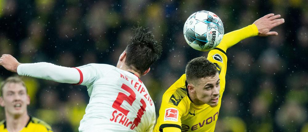 Spektakulärer Tanz. Dortmund (hier mit Hazard, rechts) und Leipzig boten ein aufregendes Spektakel.