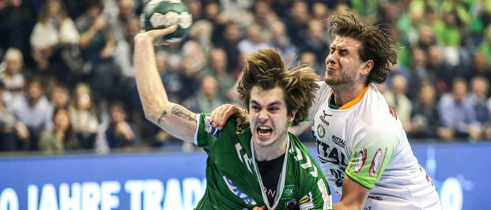 Berlins Jacob Tandrup Holm (links) war nicht aufzuhalten.