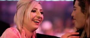 Sie verändert alles. Fallon Sherrock ist längst mehr als eine Überraschung im Darts-Cosmos.