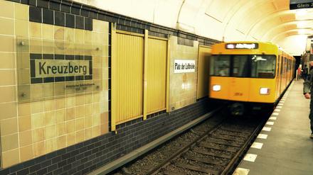 Der U-Bahnhof Platz der Luftbrücke.